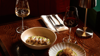 Lexy Restaurant & Bar